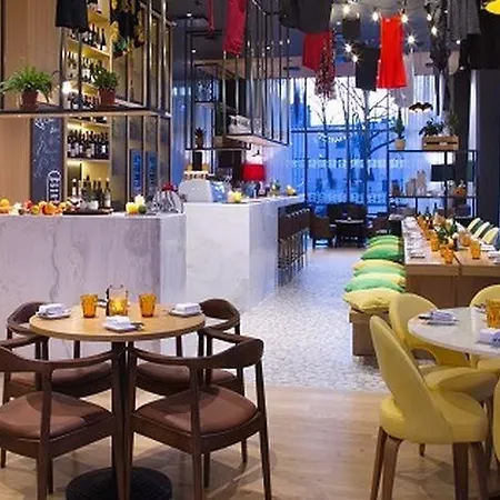 里加瓦德马拉丽柏酒店 酒店 4*