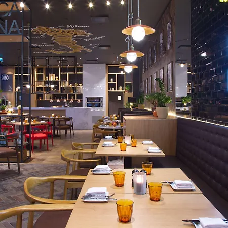里加瓦德马拉丽柏酒店 酒店 4*