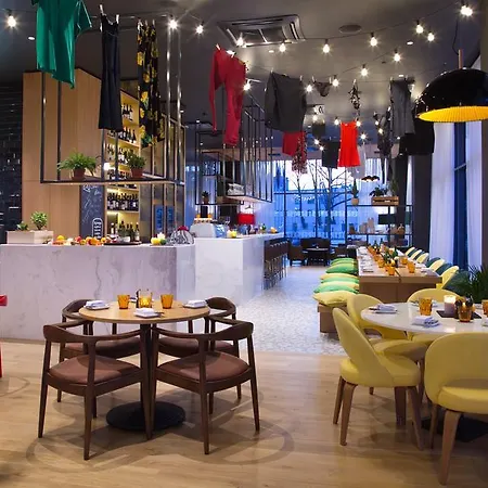 里加瓦德马拉丽柏酒店 酒店 4*