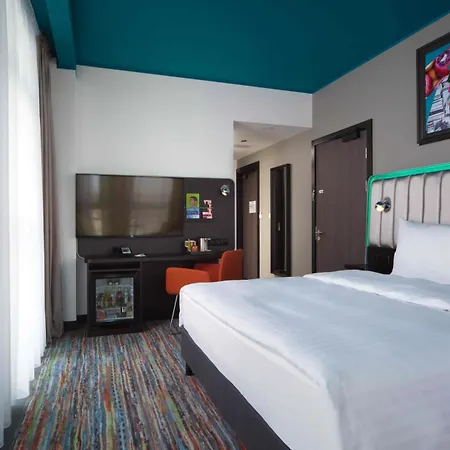 Park By Radisson Valdemara 4* ריגה