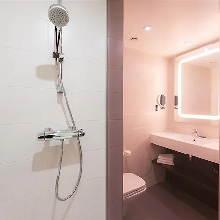 Viesnīca Park By Radisson Valdemara 4*