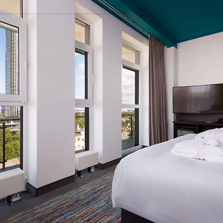 Park By Radisson Valdemara Готель Рига