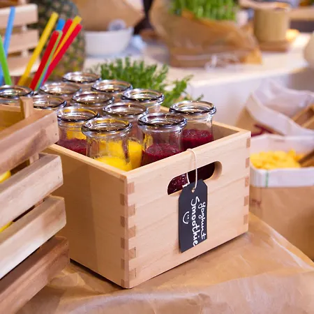 Park By Radisson Valdemara Готель Рига