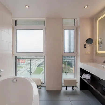 Hotel Park By Radisson Valdemara 4*